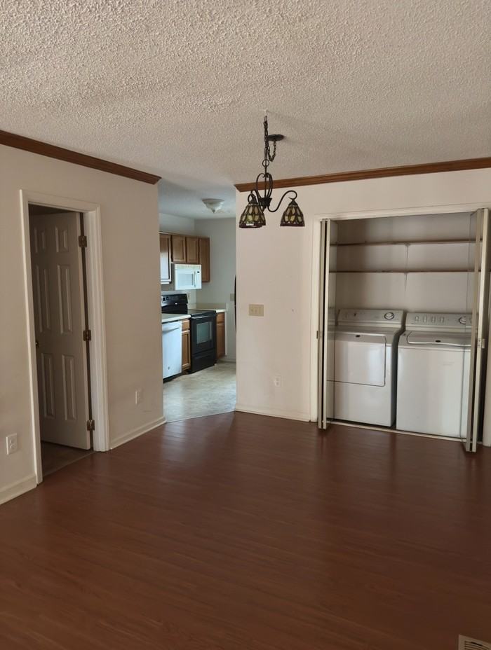 164 Winners Cir - Photo 2 of 11