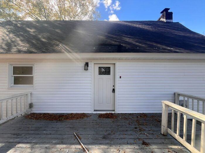 2135 Turnpike Rd - Photo 3 of 13