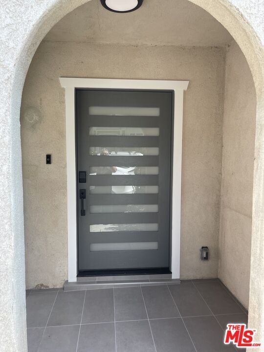 1536 N Commonwealth Ave #1536-1538 - Photo 3 of 24