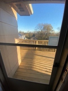 2638 Summitt Ave - Photo 4 of 35