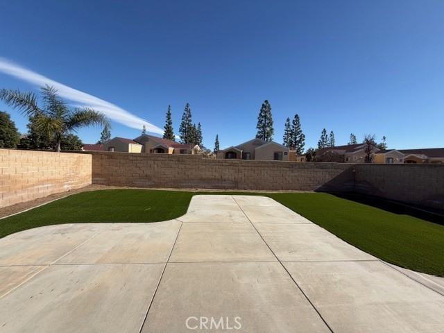 328 N Mariposa Privado #328 - Photo 7 of 48