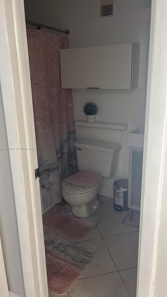 940 Nw 104th Ave #940-203 - Photo 5 of 5