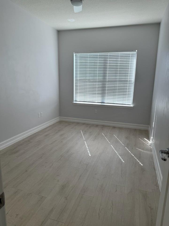 2877 Bard St #2877 - Photo 3 of 31