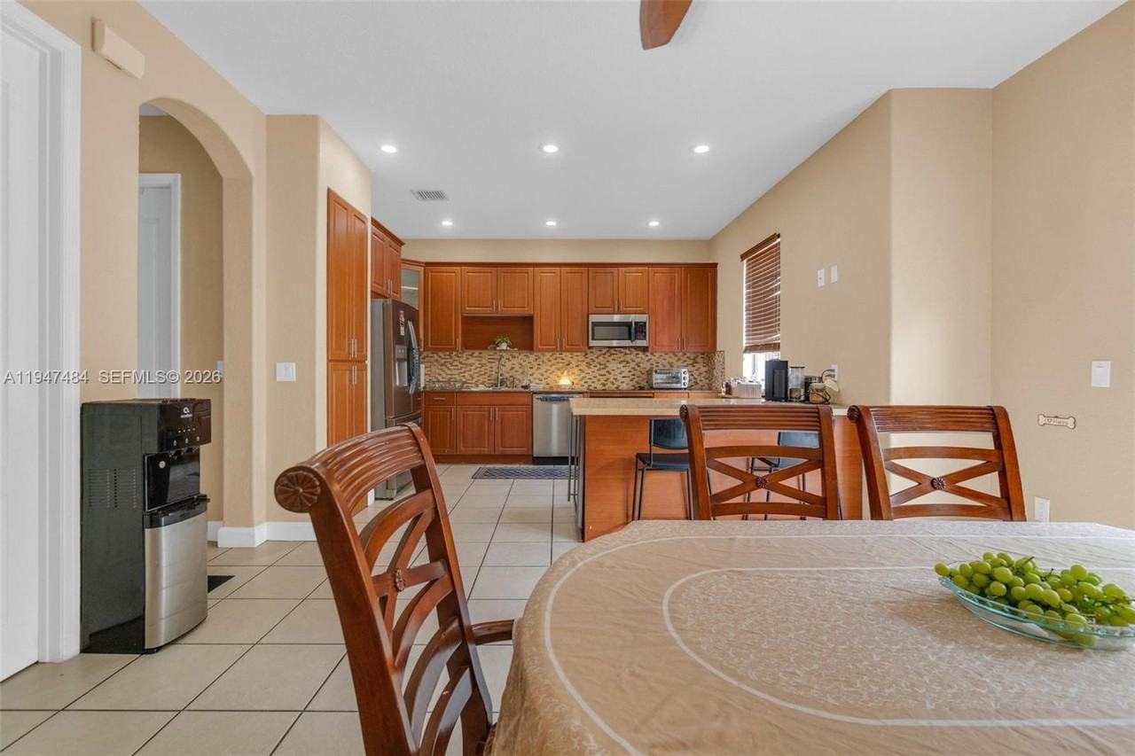 8612 Buckskin Mnr #8612-58 - Photo 2 of 48