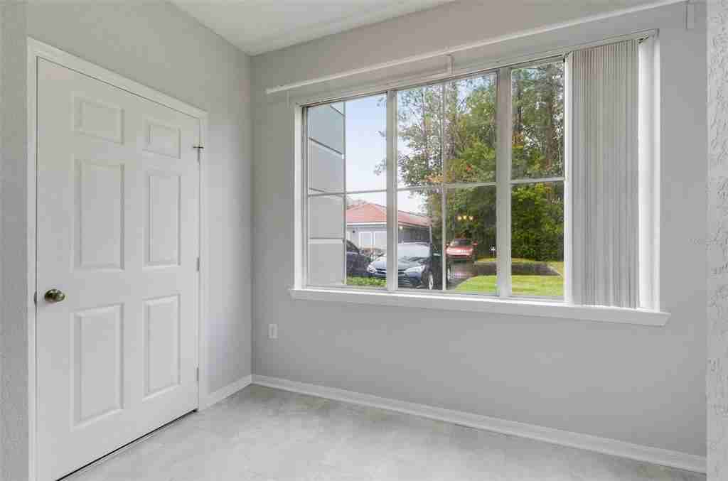 18001 Richmond Place Dr #18001-1112 - Photo 5 of 25