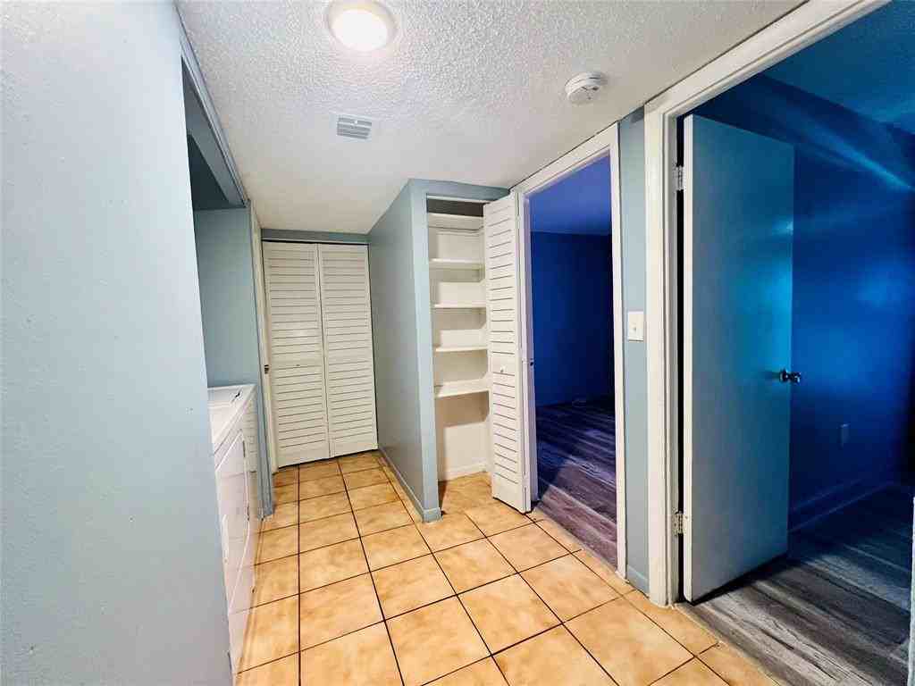 21440 Nw 40th Circle Ct #21440 - Photo 3 of 20