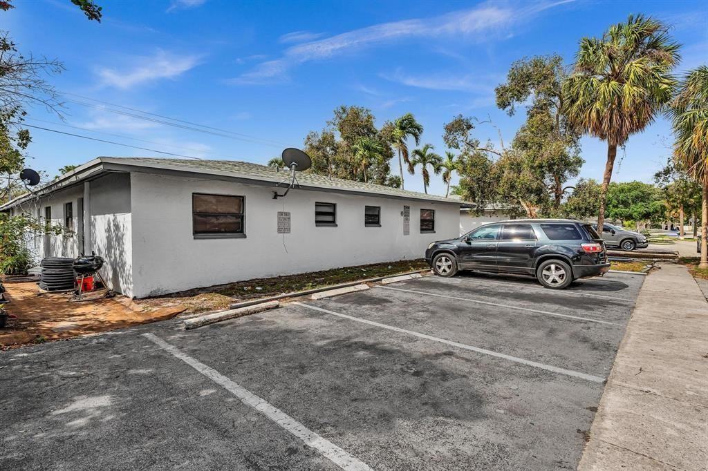 5748 Nw 27th Ct #5748 - Photo 2 of 20