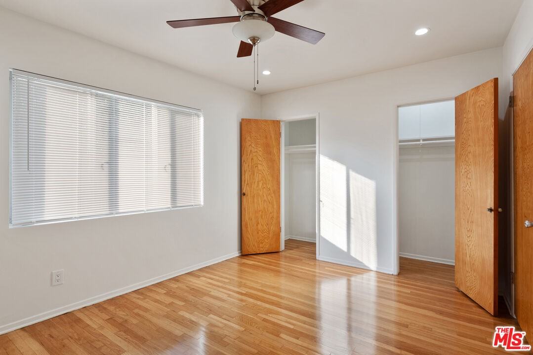 1333 S Ogden Dr #1333-2 - Photo 7 of 19