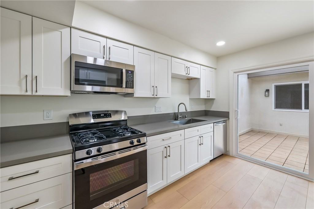 71 Seton Rd #71 - Photo 3 of 22