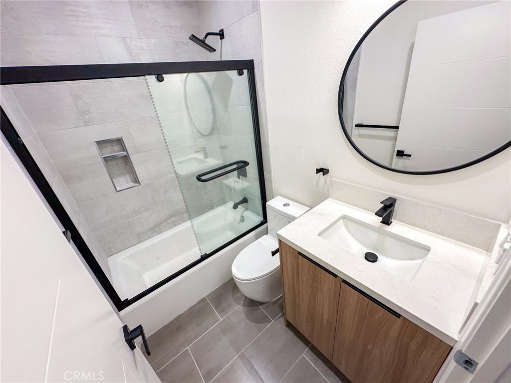 1644 5th Ave - Photo 4 of 10