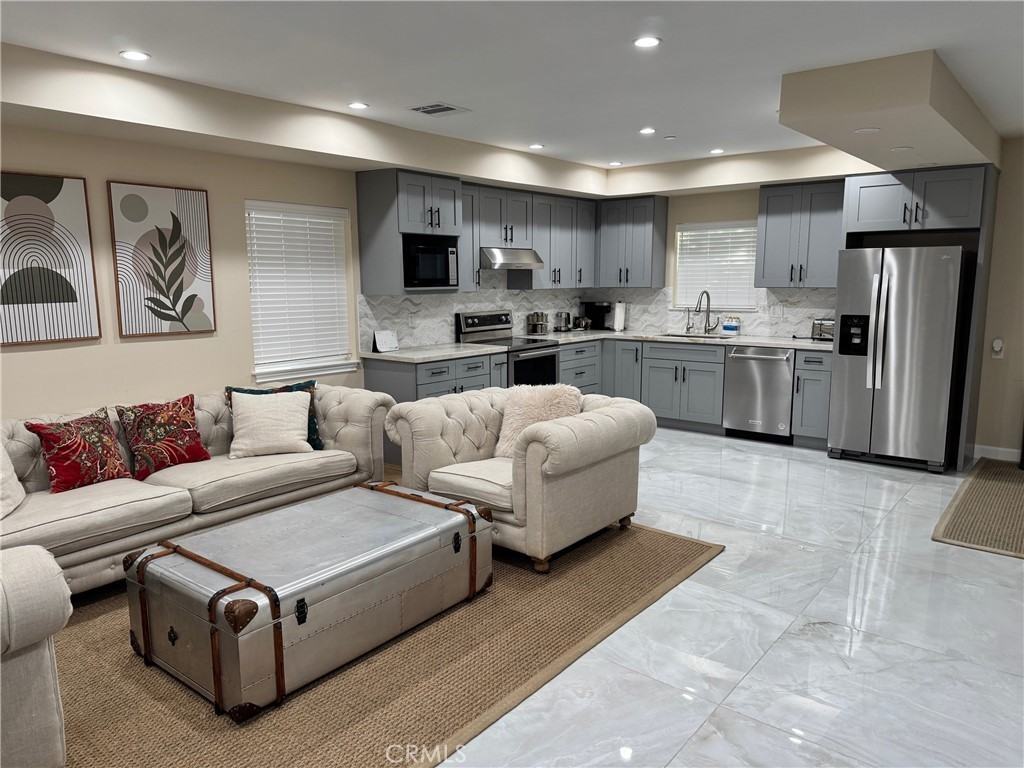 106 E Linda Vista Ave #106 - Photo 2 of 12