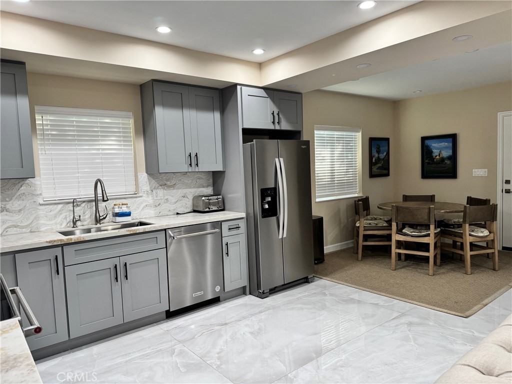 106 E Linda Vista Ave #106 - Photo 4 of 12