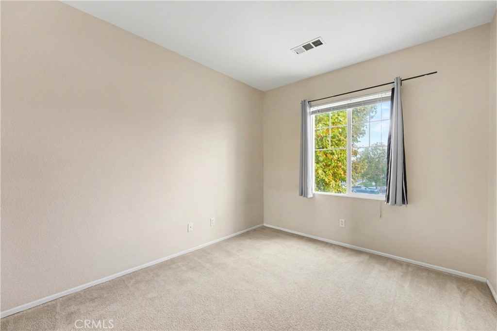 38405 Sevilla Ave #38405 - Photo 5 of 28