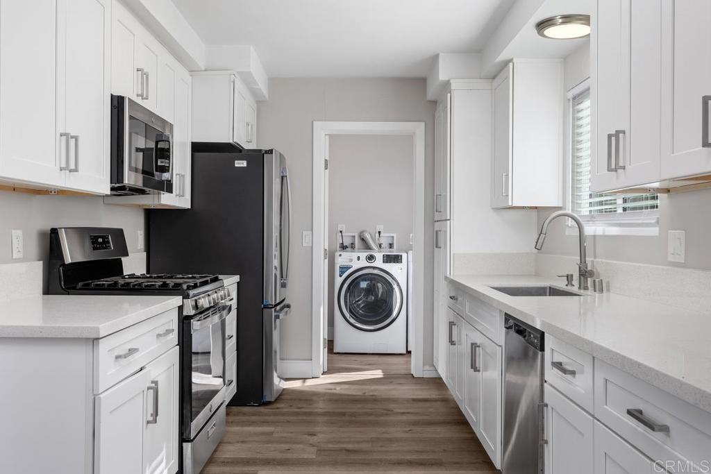 1134 Montura Rd #1134MAIN - Photo 4 of 31