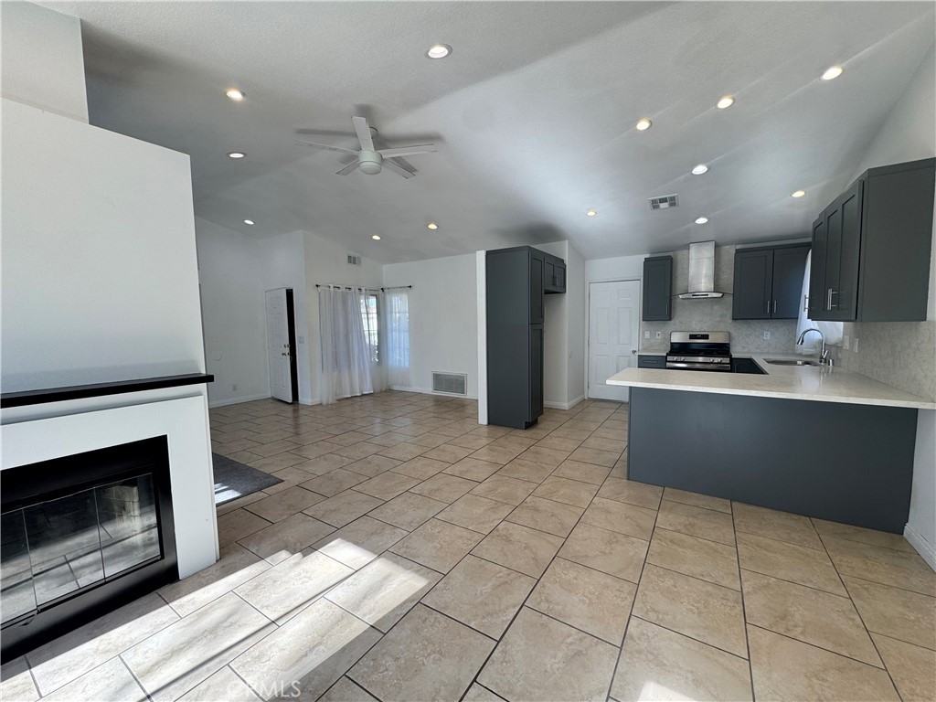 3624 Garnet Ave #3624 - Photo 6 of 10