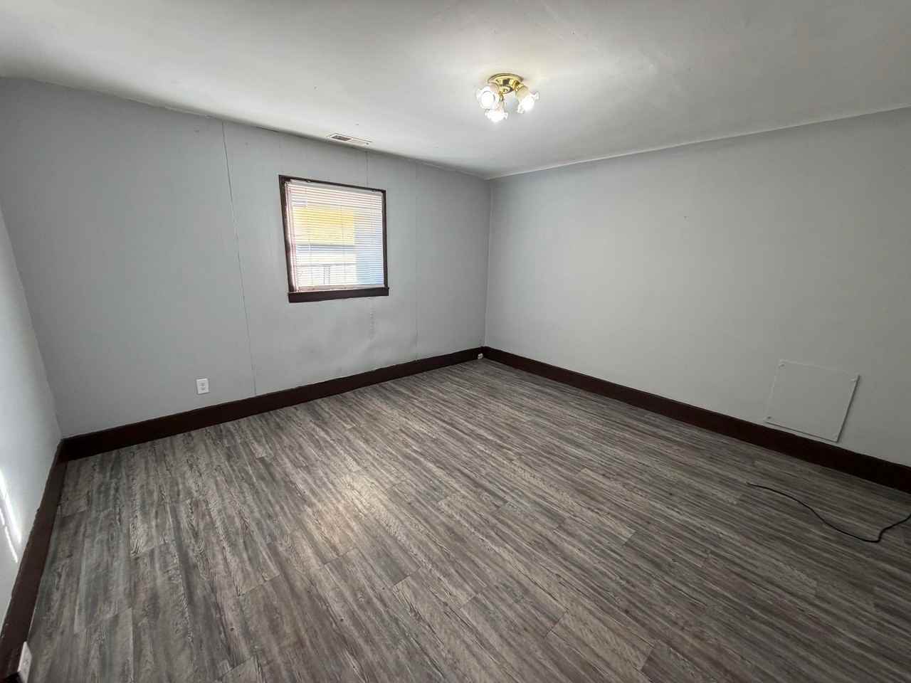 42 Cronkhite Ave - Photo 6 of 13