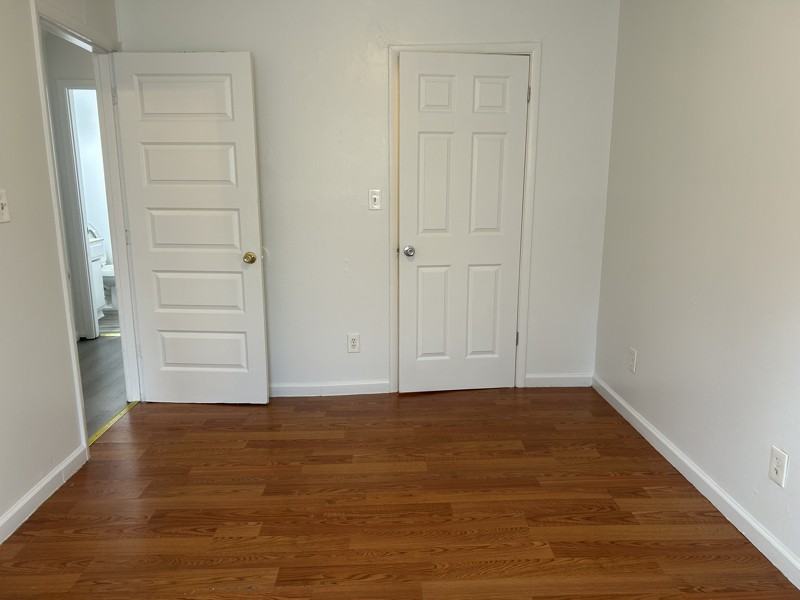 218 Morning Dr #2 - Photo 4 of 9