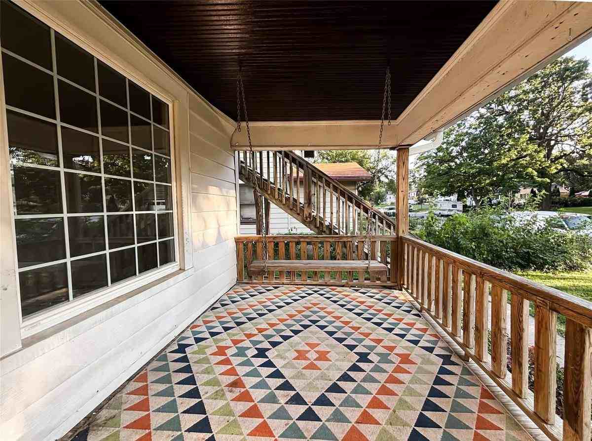 1171 21st St - Photo 7 of 8