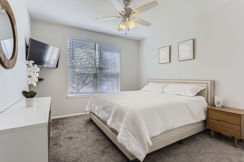 1674 Ames Ct #25 - Photo 5 of 9