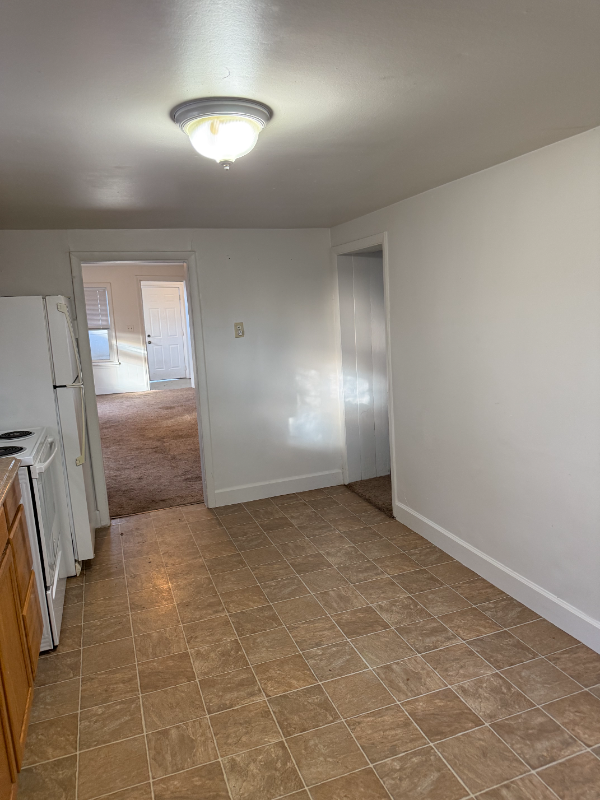 849 N 7th St - Photo 4 of 11