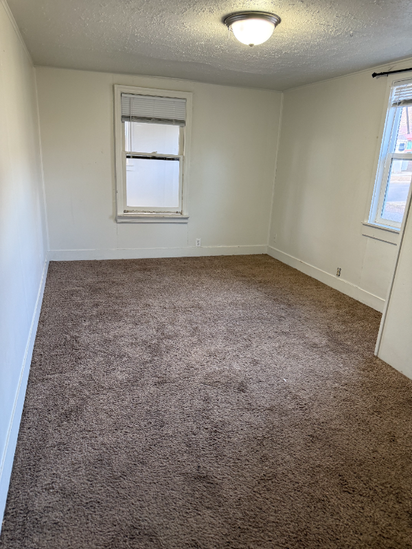 849 N 7th St - Photo 5 of 11