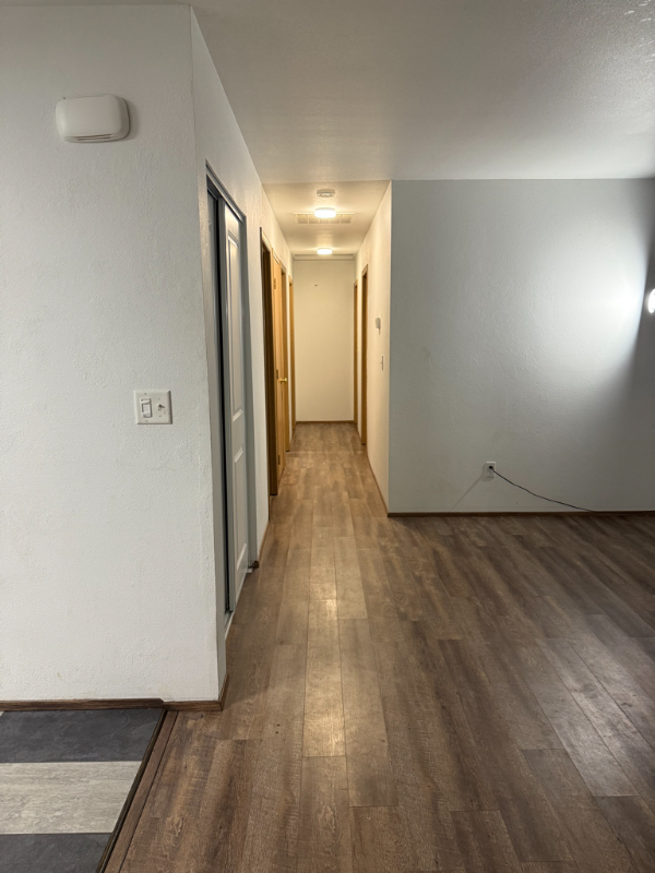 5569 Vesel Ct - Photo 6 of 11