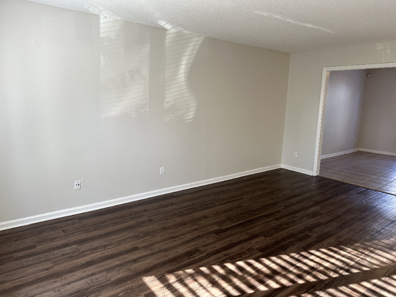 1921 Mereview Ct #34 - Photo 3 of 34