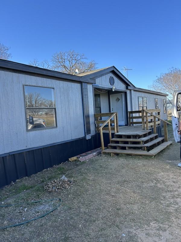 330 Partridge Dr - Photo 4 of 15