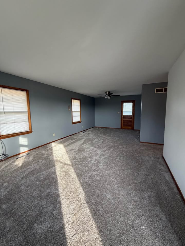 970 N 1st St - Photo 5 of 5