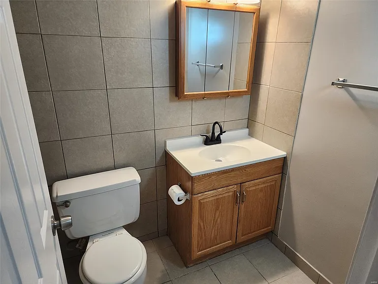 8736 Santa Bella Dr #A - Photo 7 of 8