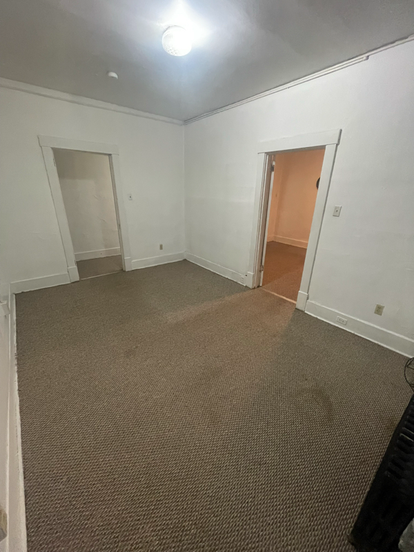 326 Main St #8 - Photo 4 of 11