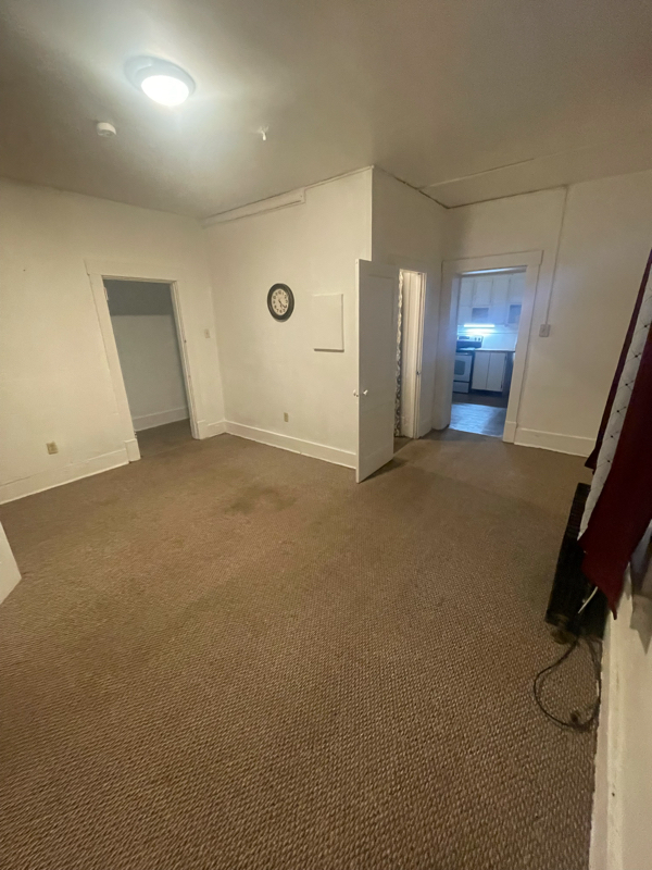 326 Main St #8 - Photo 6 of 11