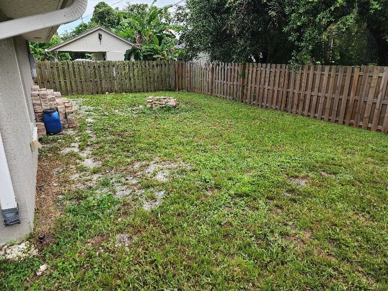 2225 86th Ct - Photo 5 of 20