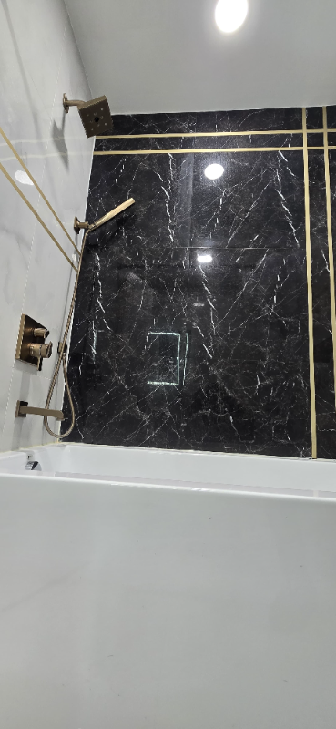 333 Kennedy Dr - Photo 4 of 13