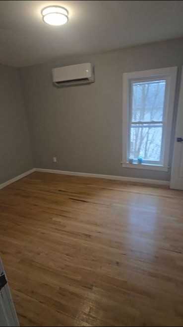 715 Junction St - Photo 4 of 9