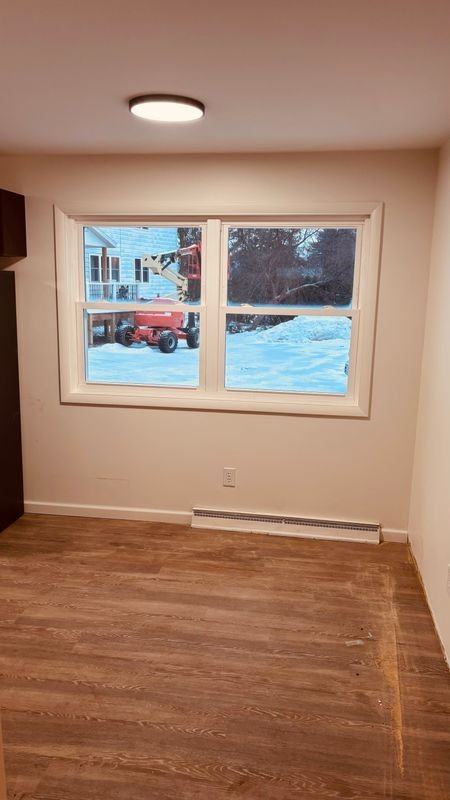 42 Young Ave - Photo 2 of 20