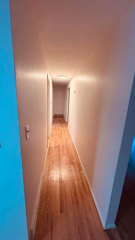 42 Young Ave - Photo 7 of 20