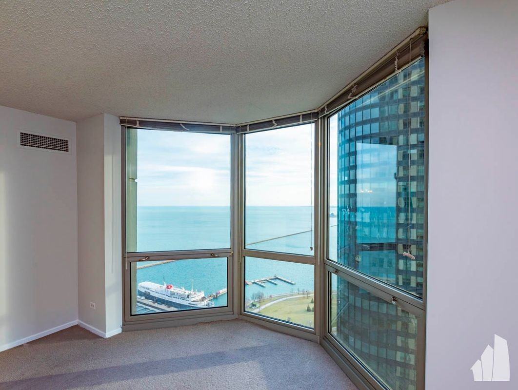 195 N Harbor Dr - Photo 7 of 25