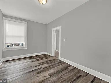 536 Winston Ave - Photo 5 of 23