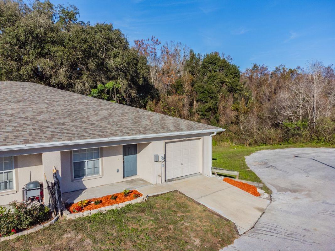 37235 Grassy Hill Ln - Photo 2 of 41