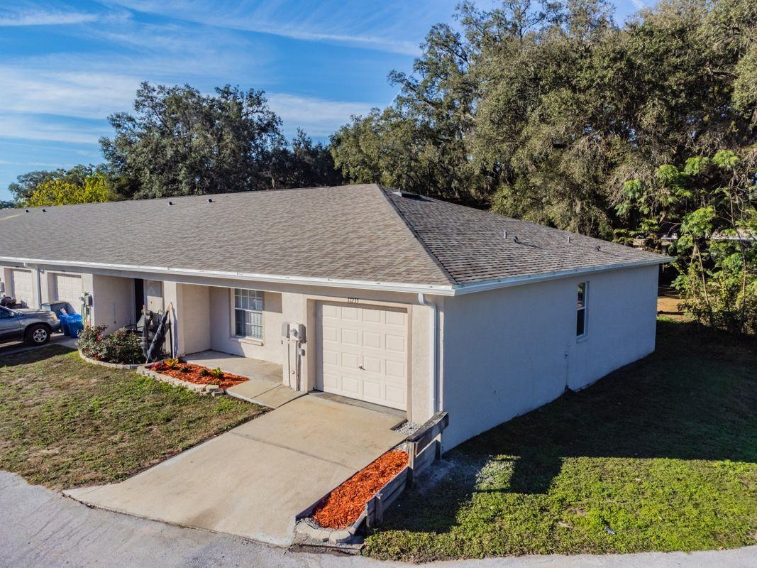 37235 Grassy Hill Ln - Photo 3 of 41