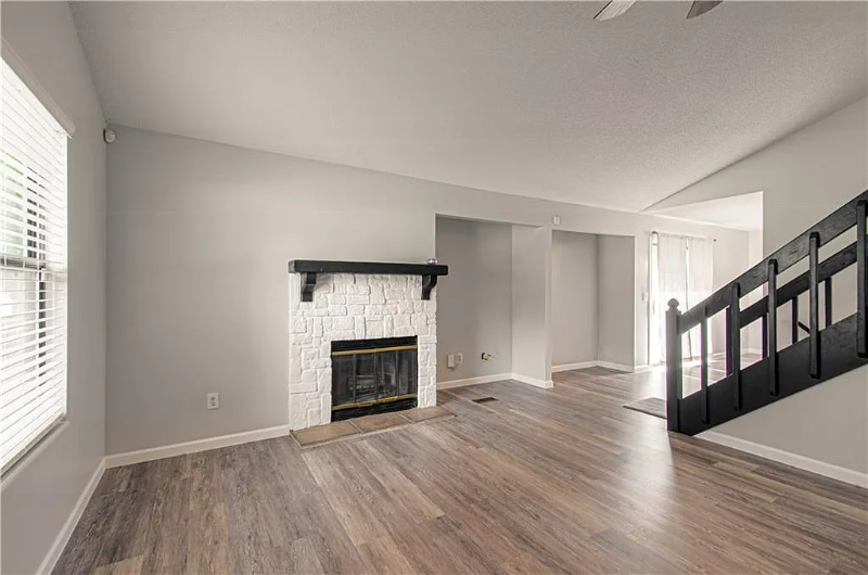 9009 E 85th Ter - Photo 3 of 15