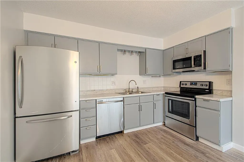 9009 E 85th Ter - Photo 5 of 15