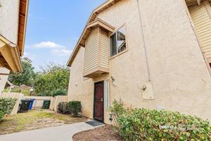 featured image of 1447 Manzana Way