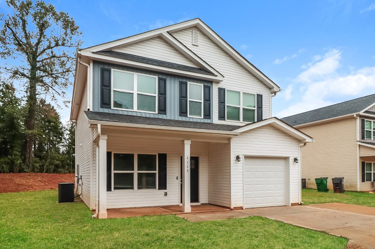 1115 Rhyne Rd - Photo 2 of 15