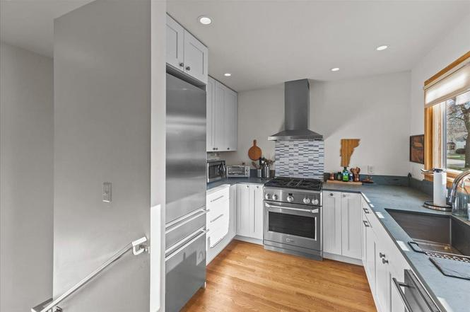 44 Ferguson Ave - Photo 6 of 15