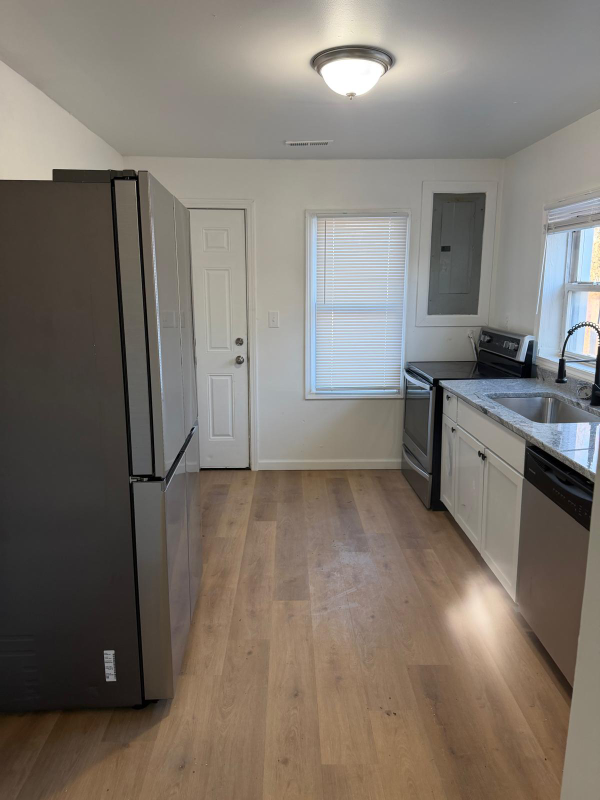 1665 Elaine Rd - Photo 2 of 20