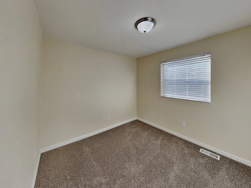 5321 Xanadu St - Photo 5 of 13