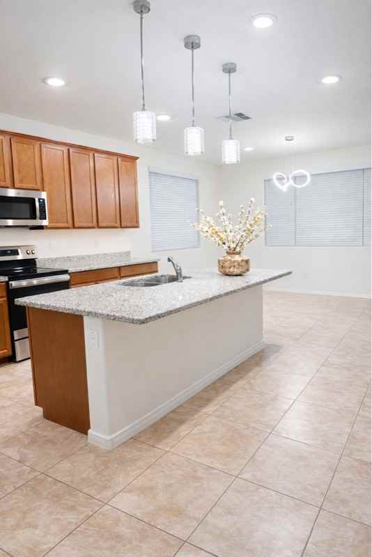 10040 E Tiburon Ave - Photo 4 of 36