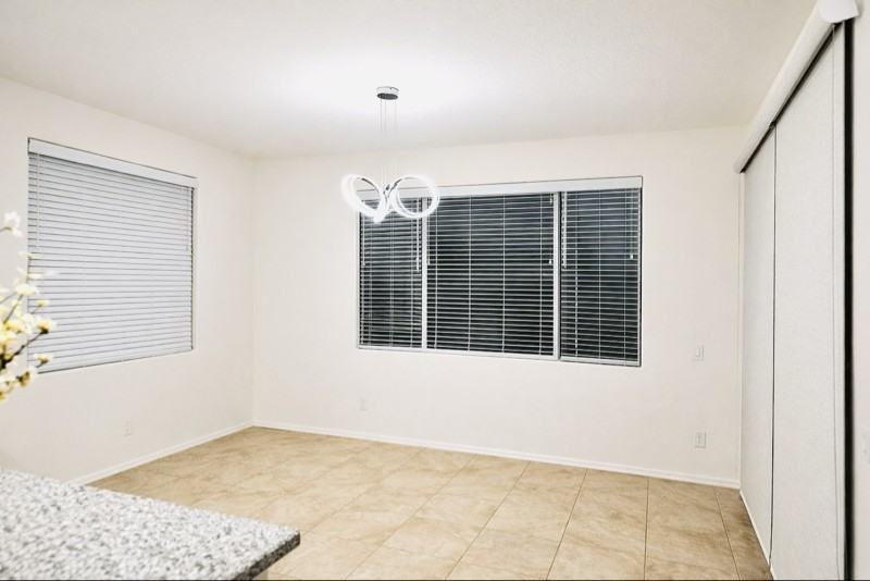 10040 E Tiburon Ave - Photo 5 of 36